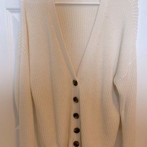 Kismet Size M Oversized Button Up Sweater